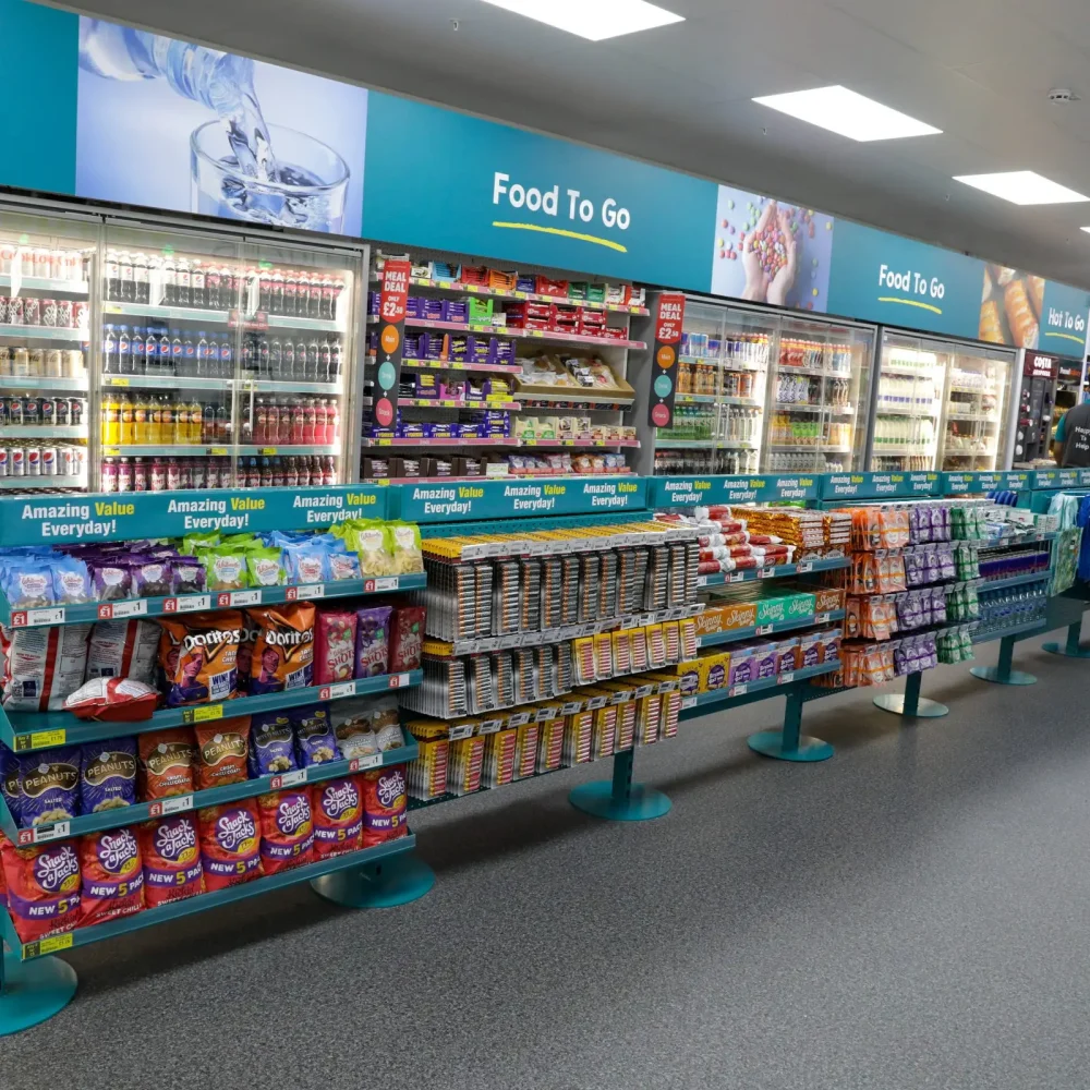 ARE01072022_0044_-_woudl_need_to_crop_the_people_out_of_the_image